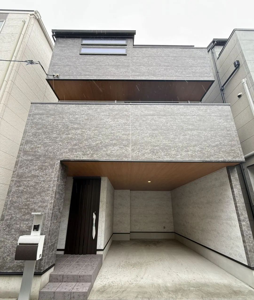 爆款投资！难波8分钟、梅田20分钟，大阪地铁旁一户建白菜价入手！