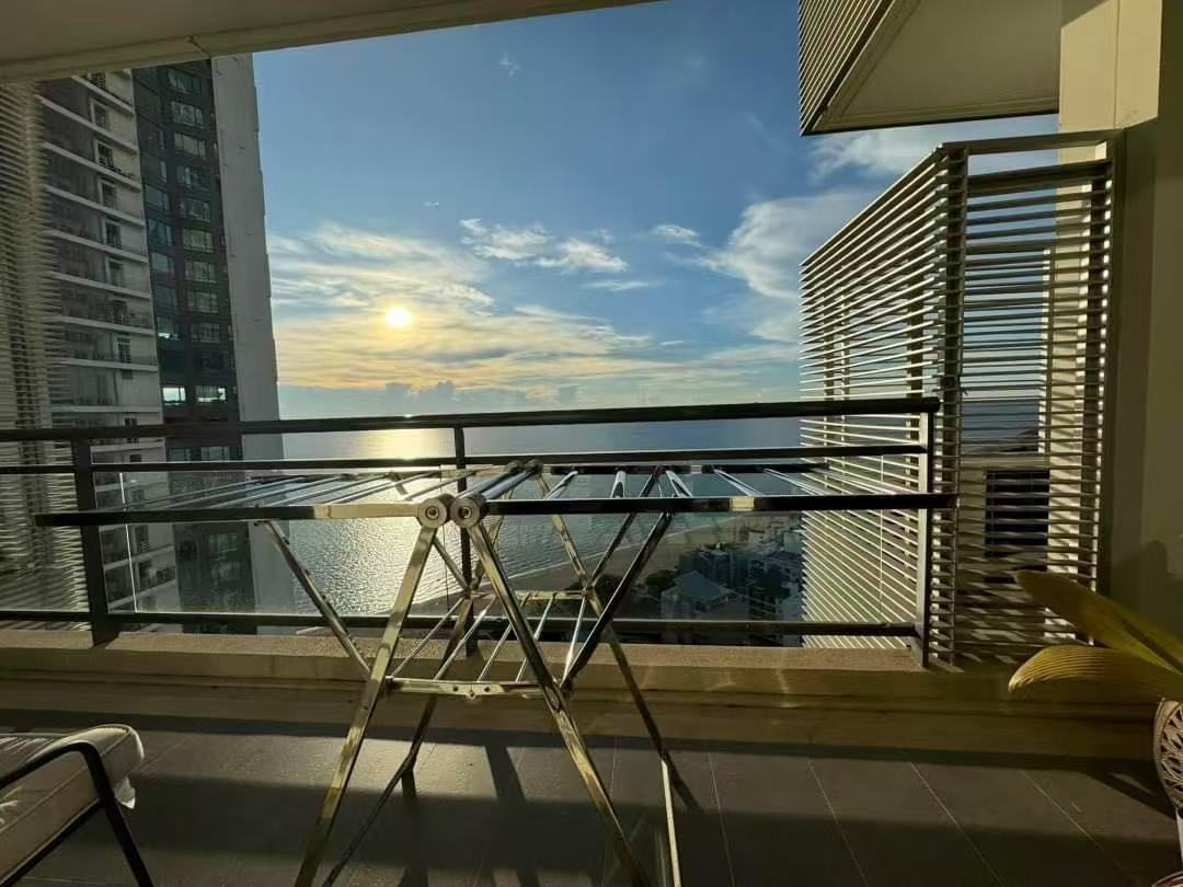 【芭提雅海景豪宅】中天1卧2卫，261万享102㎡无敌海景，25楼俯瞰芭提雅！