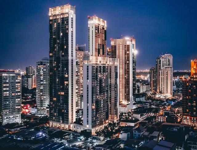 曼谷黄金地带临铁公寓｜Park Origin Phrom Phong傲璟蓬鹏