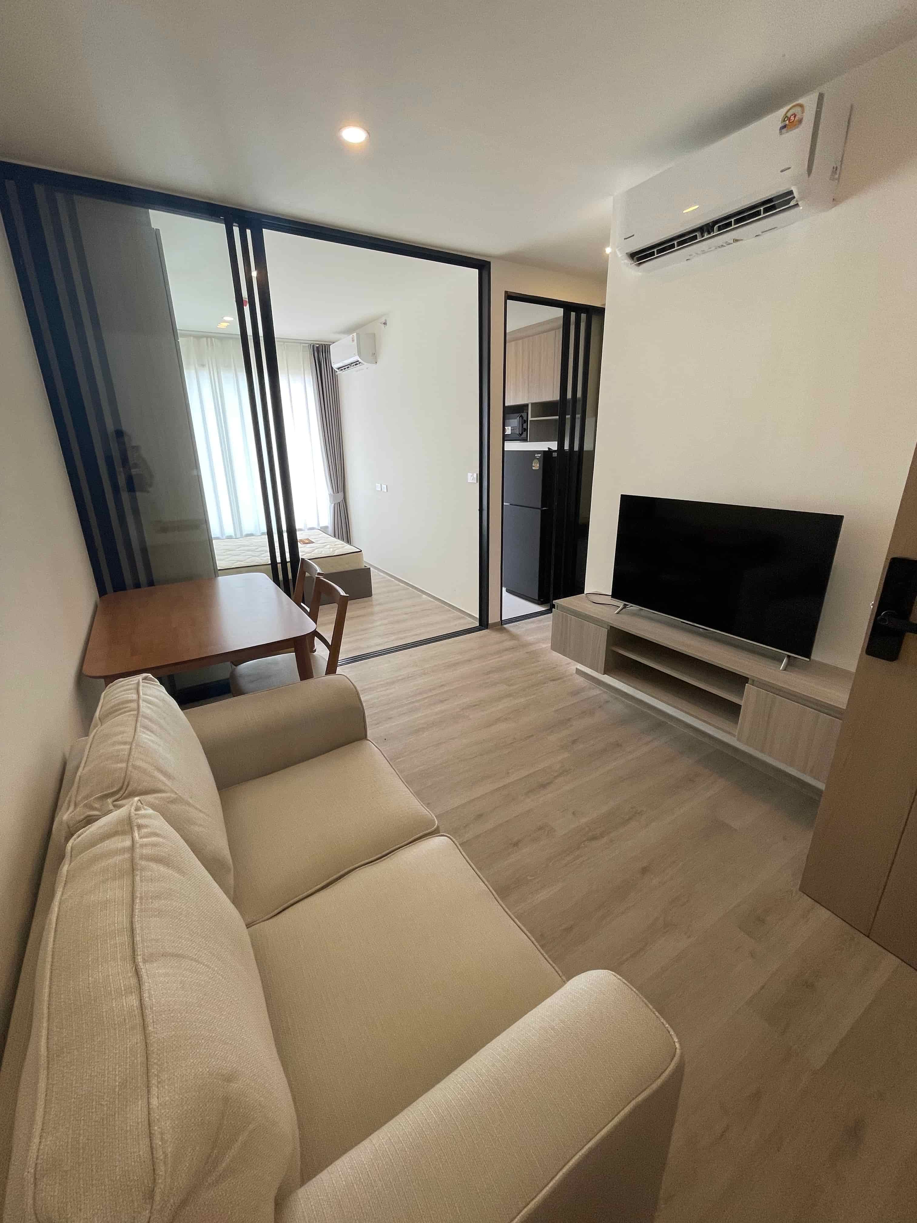 Bangkok, Thailand Origin Place Bangna｜One-Bedroom Apartment｜Monthly Rent ฿11,000 Close to Mega Bangna