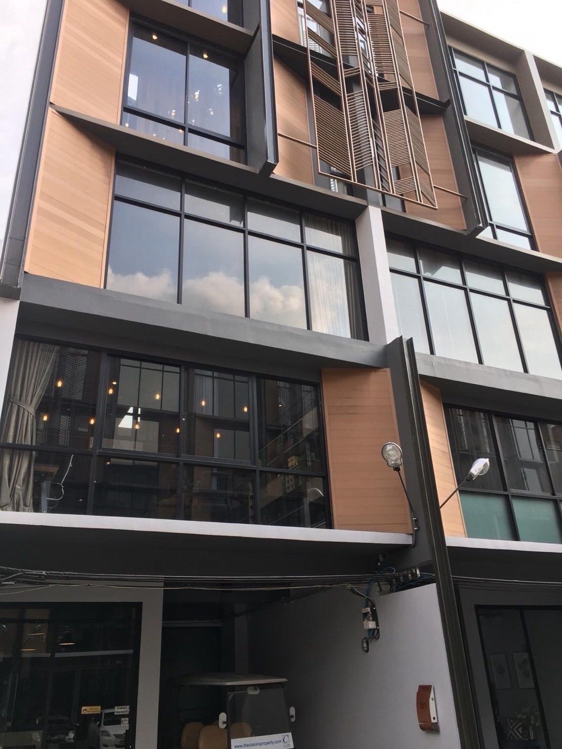 Bangkok Suan Luang District The Pride Sukhumvit 77 Home Office｜Apartment for Rent｜380 sqm Company Registration Available Monthly Rent 70,000 THB