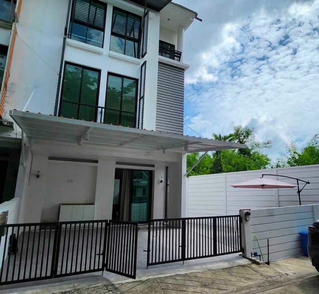 Bangkok Prawet District | 3-Bedroom Townhouse | Monthly Rent ฿49,000