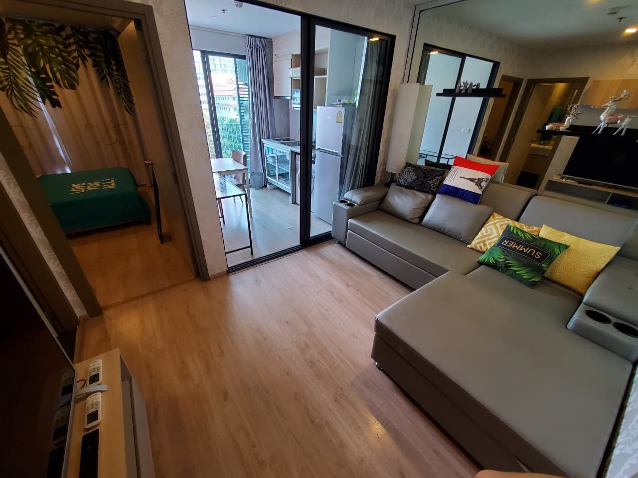 Ideo O2 Condo in Bangkok, Thailand | 1 Bed 1 Bath 32 sqm | Pool View, Move-in Ready