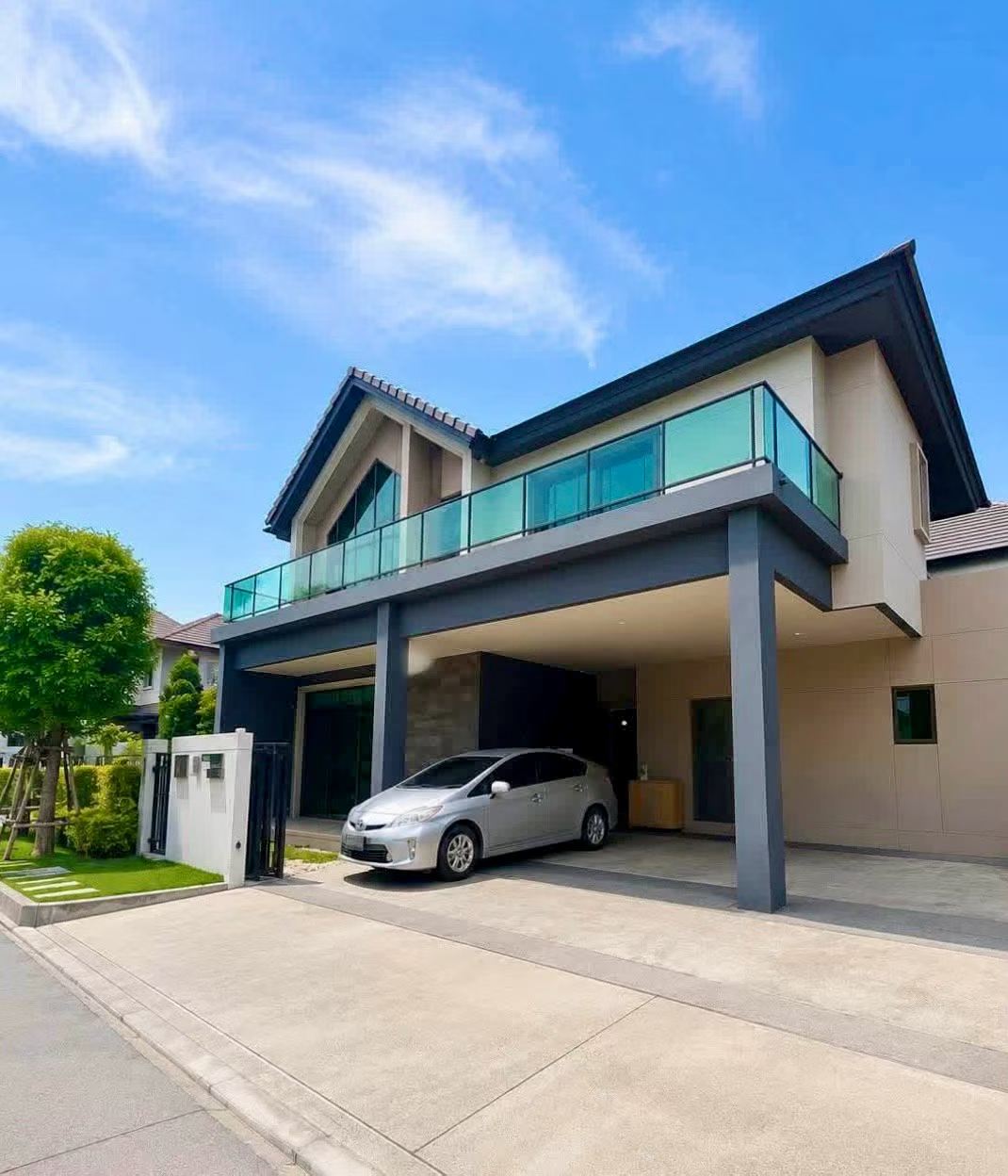 Ramintra Detached Villa in Bangkok, Thailand | 4 Bedrooms 5 Bathrooms | Monthly Rent 115,000 THB