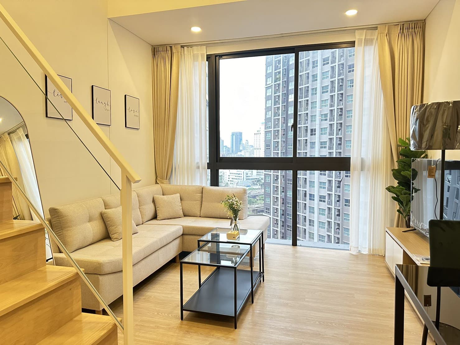 Rama IX, Bangkok, Thailand Siam Sky Street Building C | 37㎡ Duplex 1 Bed 1 Bath | With Lease 3.8 Million THB